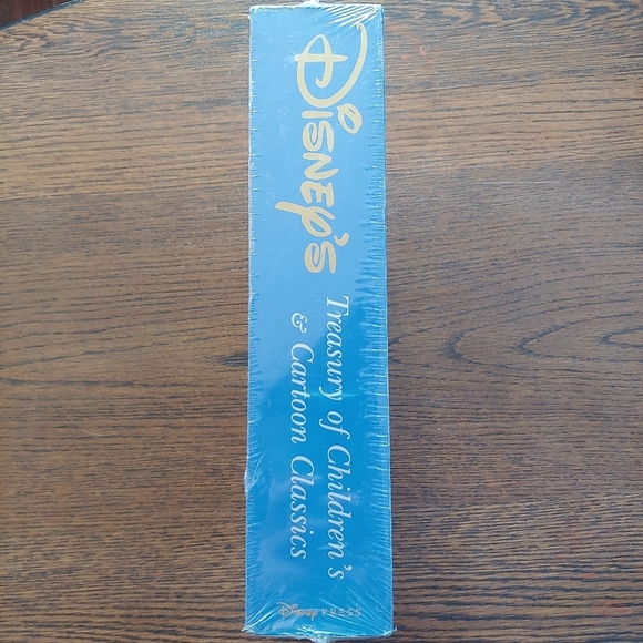 Disney's Treasury of Children's & Cartoon Classics Books Set NEW Sealed - Picture 3 of 4